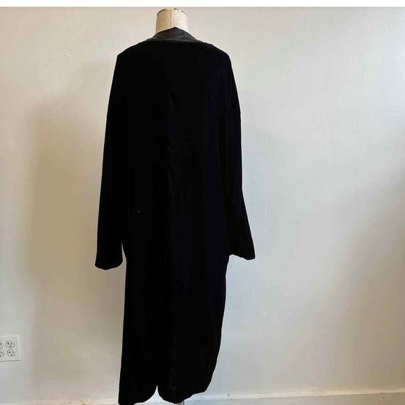 The Kooples Heart Pin Velvet Kimono Jacket NWT Perf for Glamorous Halloween 🎃 - Picture 3 of 13